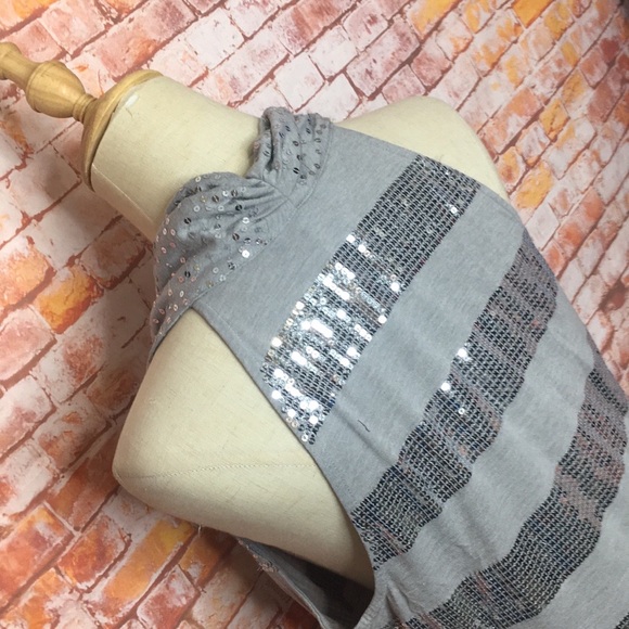 White House Black Market Gray and Silver Sequined Cowl Neck Sleeveless Blouse - Picture 6 of 8